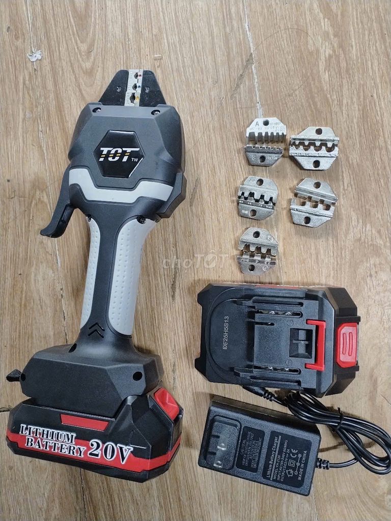 Kìm ép cos thủy lực TCT HM-50M. Mua bán Đồ chuyên dụng, Giống nuôi trồng tại Quận Hoàng Mai Hà Nội được đăng bởi hoàng hiếu hình 1
