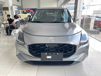 Suzuki Swift Hybrid 2026 Bạc giao ngay chỉ 190 tr