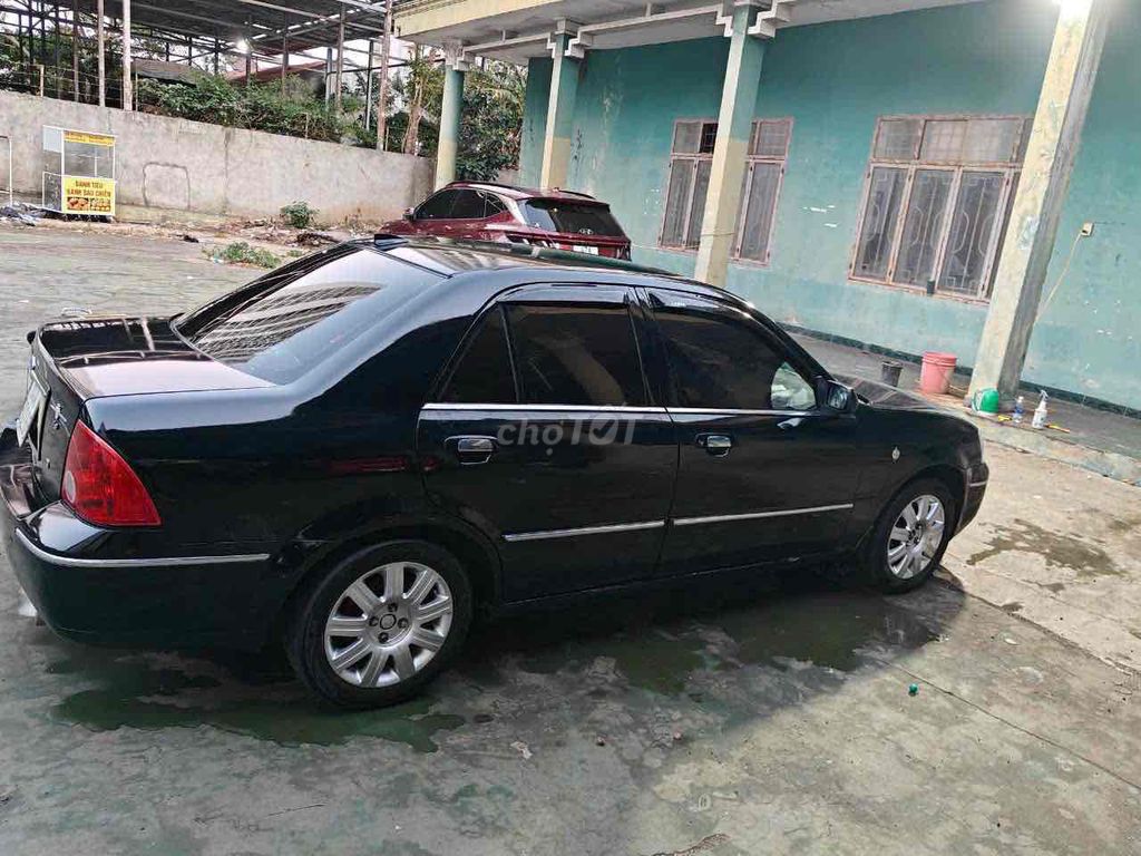 Ford Laser 2003 photo 3