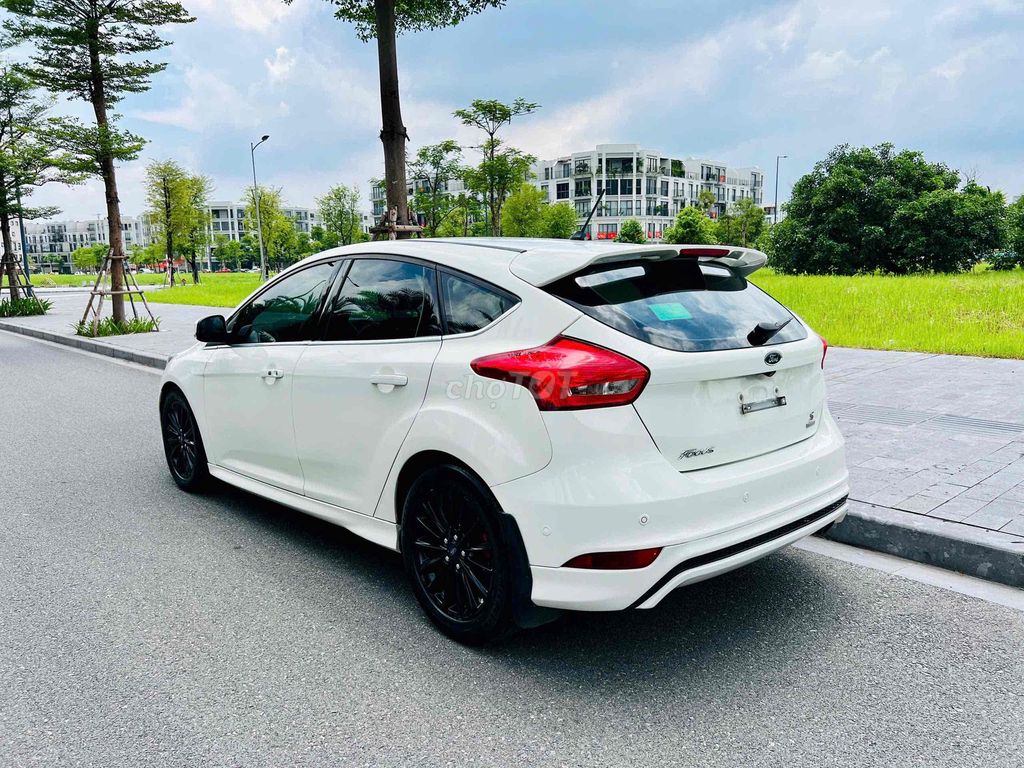 Focus 2018 Sport xe gia đình sử dụng từ đầu.. Mua bán Ô tô tại Quận Thanh Xuân Hà Nội được đăng bởi Hoàng Anh hình 11