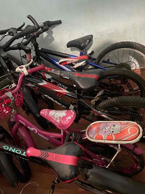 Xe đạp nhiều màu. Mua bán Xe đạp tại Quận Tân Bình Tp Hồ Chí Minh được đăng bởi Cô Mười