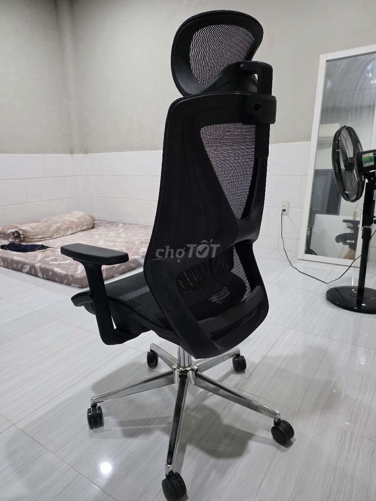 Ghế xoay văn phòng Hòa Phát A514B lưới đen. Mua bán Đồ dùng văn phòng tại Huyện Nhà Bè Tp Hồ Chí Minh được đăng bởi Giang hình 1