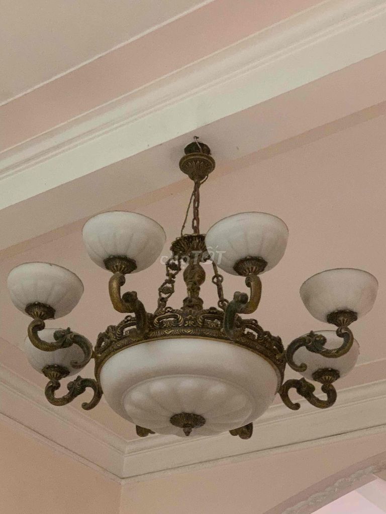 Đèn chùm Cổ điển Đồng Thủy tinh Vàng đồng. Mua bán Đèn tại Quận Lê Chân Hải Phòng được đăng bởi Nhật Long hình 1