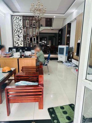 Аренда · 4 комн. · 100 м² · Quận Cẩm Lệ, ул. MT KỀ LÊ ĐẠI HÀNH