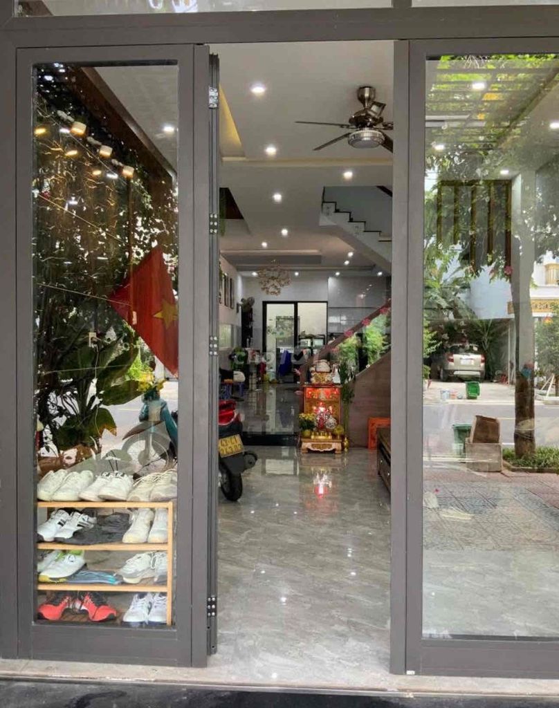 Nhà 3 tầng hòa xuân đường bùi trang chước