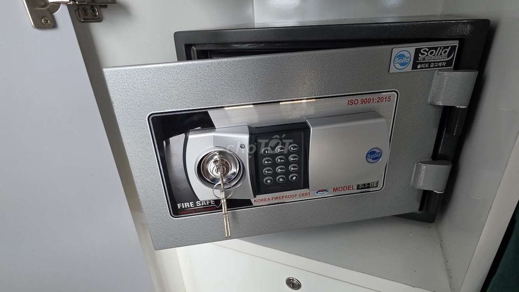Két sắt Solid SLS-31E Xám 45kg. Mua bán Nội thất, đồ gia dụng khác tại Quận 1 Tp Hồ Chí Minh được đăng bởi Nino hình 1