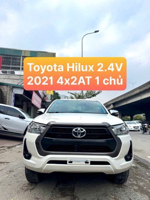 Toyota Hilux 2.4V 4x2 AT 2021 1 chủ siêu đẹp