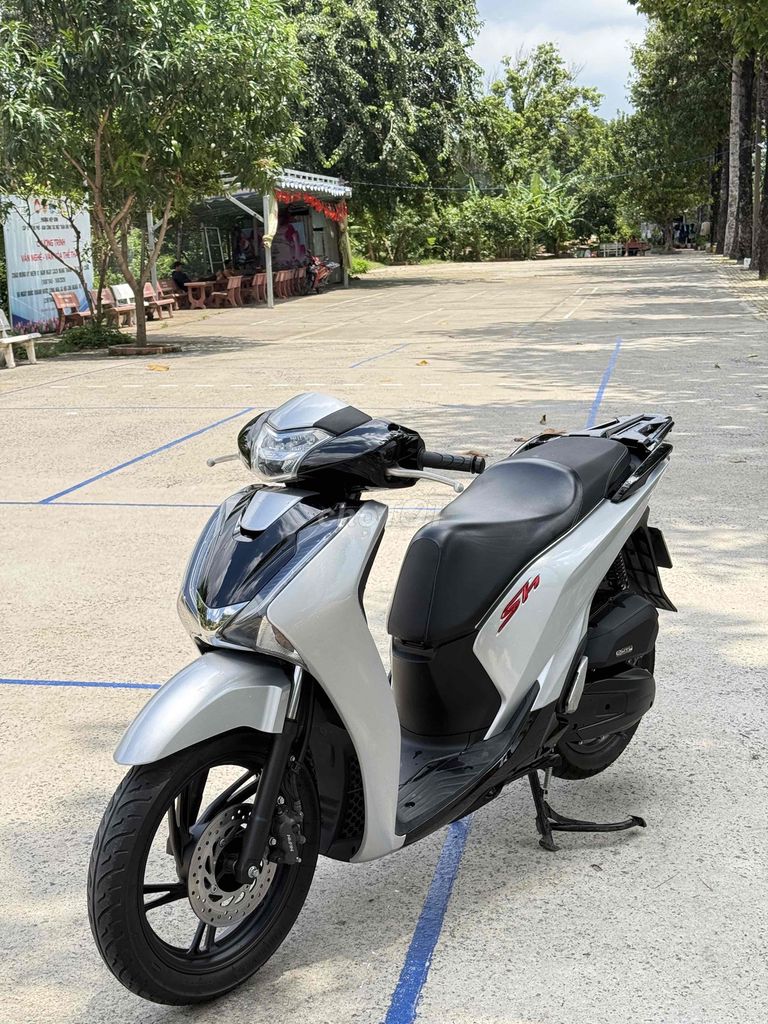 🌈 SH 150i 2018 Bạc Porsche - Nợ Sấu TT 20Đ Nhận Xe