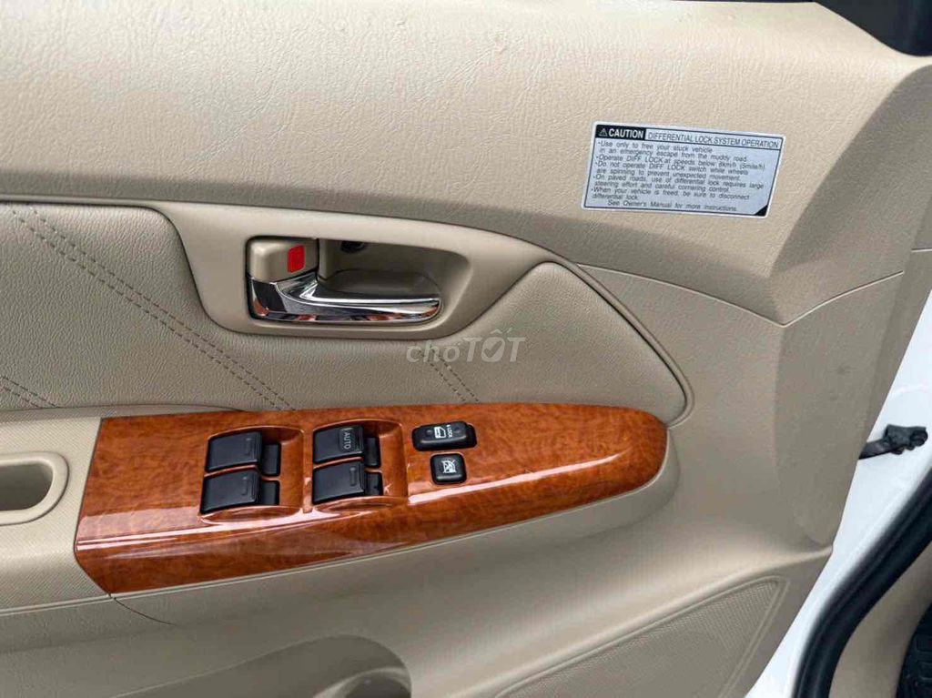 Toyota Fortuner trd 2 cầu 2011 2.7V - 43000 km. Mua bán Ô tô tại Huyện Tân Thạnh Long An được đăng bởi Dân Nguyễn công hình 15