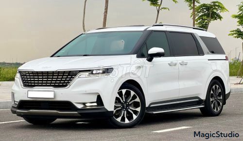 Kia Carnival Signature 2022 АКПП 8 ст Белый