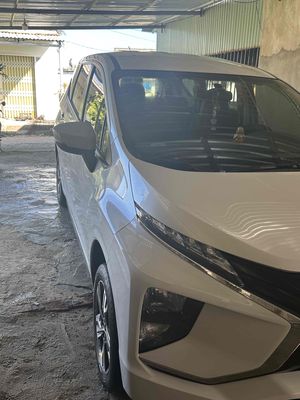 Mitsubishi Xpander 7 chỗ Trắng