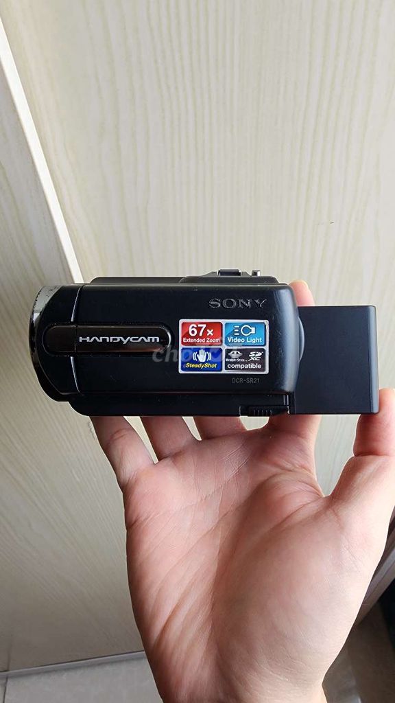 Máy quay phim Sony SR21E Đen. Mua bán Máy ảnh, Máy quay tại Thành phố Thủ Đức Tp Hồ Chí Minh được đăng bởi Joey  hình 1