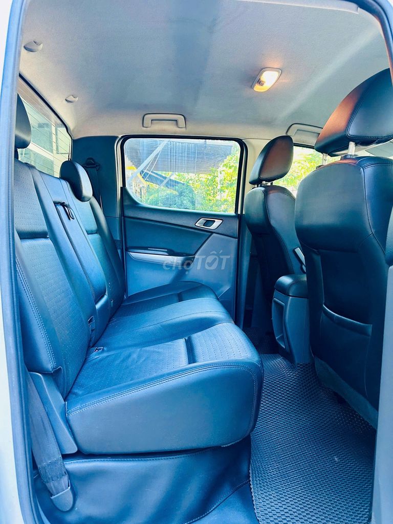 MAZDA BT 50 2.2L 4x2 AT 2017. Mua bán Ô tô tại Quận Cẩm Lệ Đà Nẵng được đăng bởi Hải Vân Auto hình 6