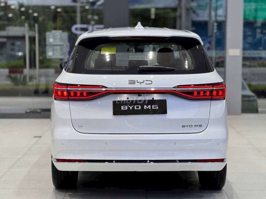 Ưu đãi Tháng 10 cho xe BYD  M6. Mua bán Ô tô tại Quận 10 Tp Hồ Chí Minh được đăng bởi BYD Sài Gòn hình 6
