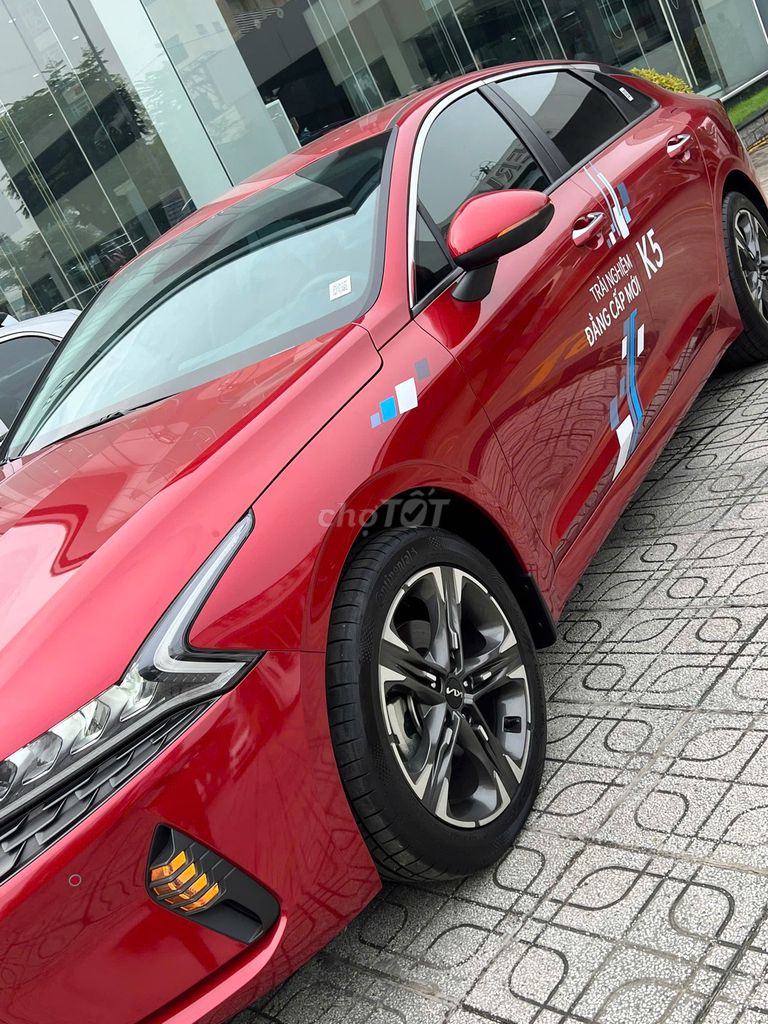 🚘 KIA K5 LUXURY 2023 – MÀU ĐỎ CR5 ❤️. Mua bán Ô tô tại Quận Gò Vấp Tp Hồ Chí Minh được đăng bởi Minh Thanh Kia Mazda HCM hình 10