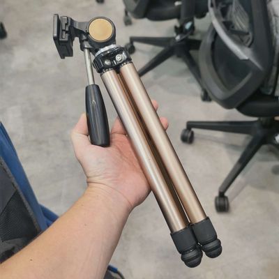 Tripod Fotopro thao tác nhanh. Mua bán Máy ảnh, Máy quay tại Quận 1 Tp Hồ Chí Minh được đăng bởi Thắng