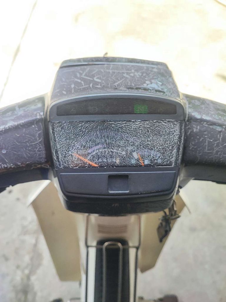 Honda Super Dream Nhật Đen Trắng. Mua bán Xe máy tại Quận Tân Bình Tp Hồ Chí Minh được đăng bởi Thanh Hiền hình 5