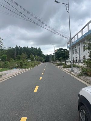 CẦN BÁN 2 LÔ ĐẤT LIỀN KỀ MẶT TIỀN ĐƯỜNG D3, kp VẠN HẠNH, PHƯỜNG PHÚ MỸ. Mua bán đất tại Thị xã Phú Mỹ Bà Rịa - Vũng Tàu được đăng bởi Đất phú mỹ