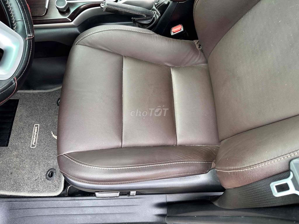 Fortuner xăng nhập khẩu Indo 1chủ bảo dưỡng Toyota. Mua bán Ô tô tại Huyện Hóc Môn Tp Hồ Chí Minh được đăng bởi Hiền Nguyễn hình 9