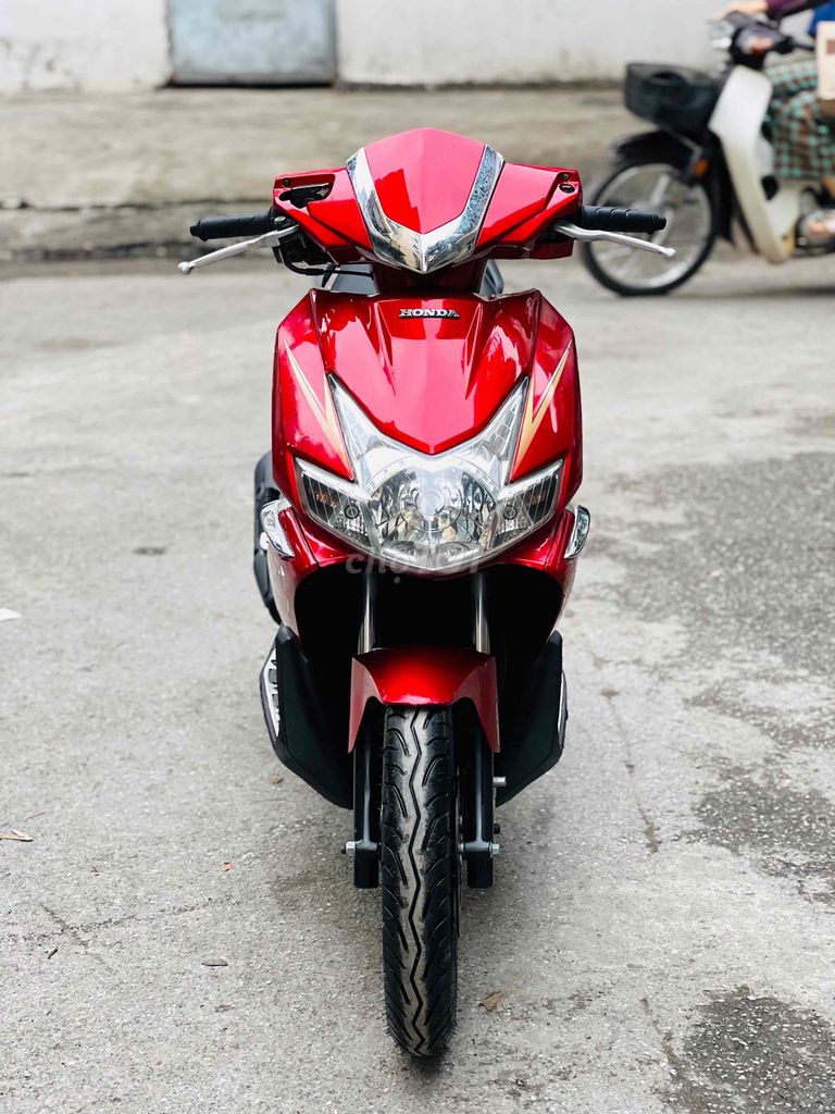 Honda Airblade 2011 110cc Đỏ 14000km. Mua bán Xe máy tại Quận Cầu Giấy Hà Nội được đăng bởi Xe Máy Đoàn Văn Cam Kết Đúng Ảnh Đúng Biển Đúng Giá Trị hình 2