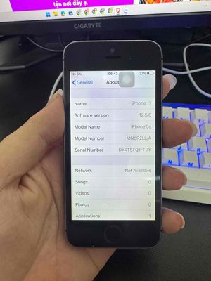 Apple iPhone 5s 16GB Xám