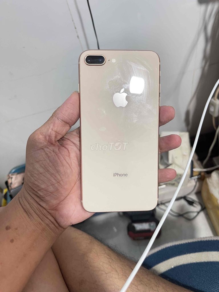 iPhone 8 Plus Vàng. Mua bán Điện thoại tại Thành phố Phan Thiết Bình Thuận được đăng bởi Tên chưa cung cấp hình 1