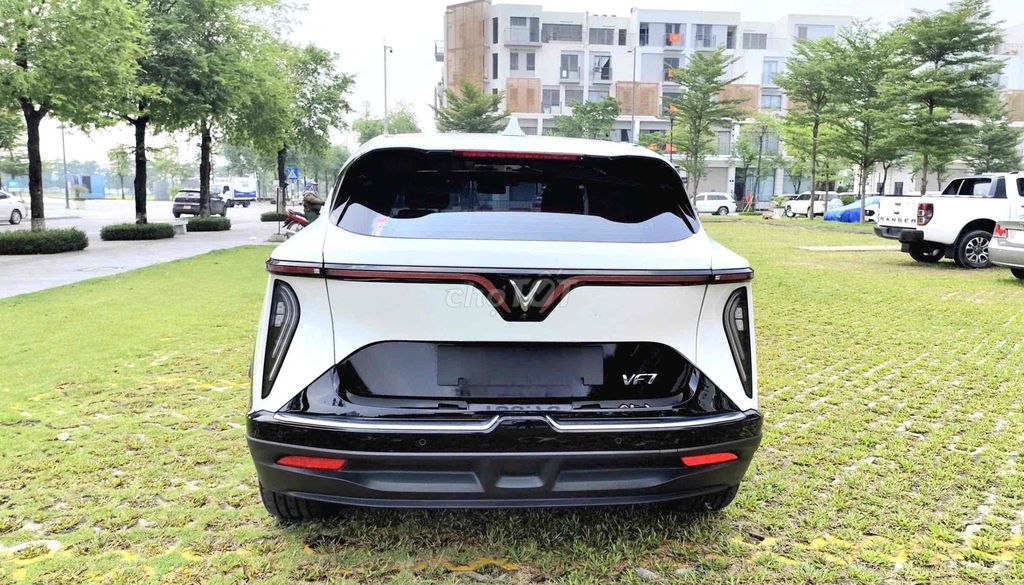 VinFast VF7 2025 eco - 6000 km. Mua bán Ô tô tại Quận Thanh Xuân Hà Nội được đăng bởi Cường trần hình 5