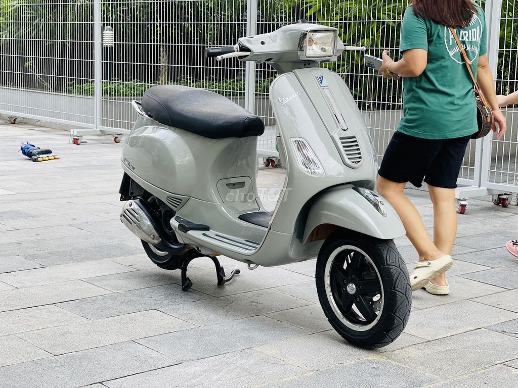 PIAGGIO VESPA 125S XÁM XI MĂNG BIỂN 29. Mua bán Xe máy tại Quận Nam Từ Liêm Hà Nội được đăng bởi MAI HÒA hình 5