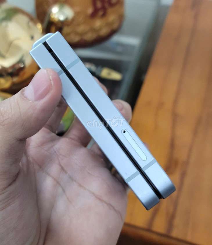 Samsung Z Flip 6 Xanh Dương 256GB Bảo Hành. Mua bán Điện thoại tại Quận 12 Tp Hồ Chí Minh được đăng bởi Minh phương hình 1