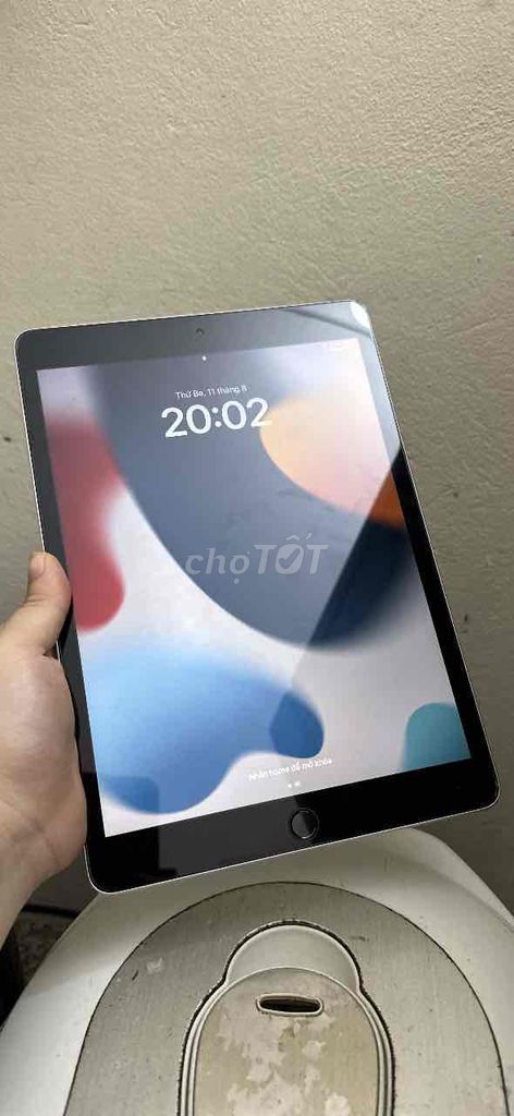 Apple iPad 256GB Bạc. Mua bán Máy tính bảng tại Quận Hà Đông Hà Nội được đăng bởi lê thị hồng nhung hình 1
