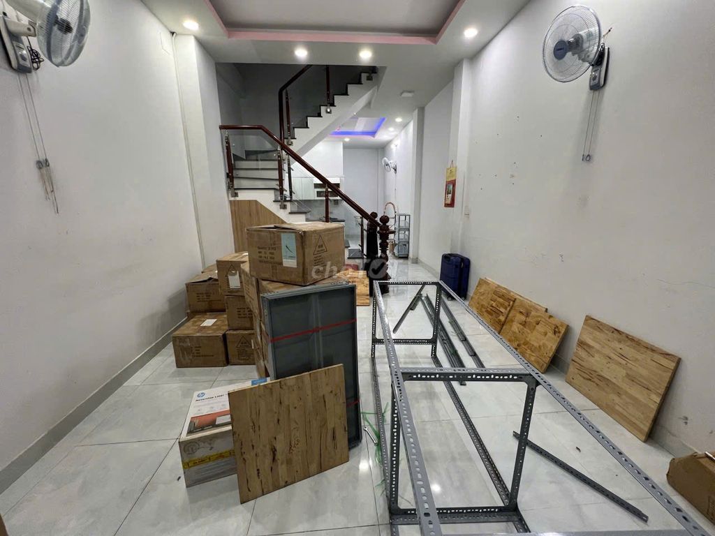 Аренда · 4 комн. · 64 м² · Quận Gò Vấp, ул. Đường Dương Quảng Hàm