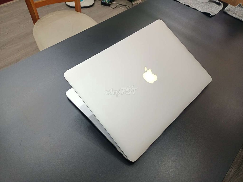 MACBOOK PRO 15INCH/ I7/ 16GB/ MÀN 3K IPS