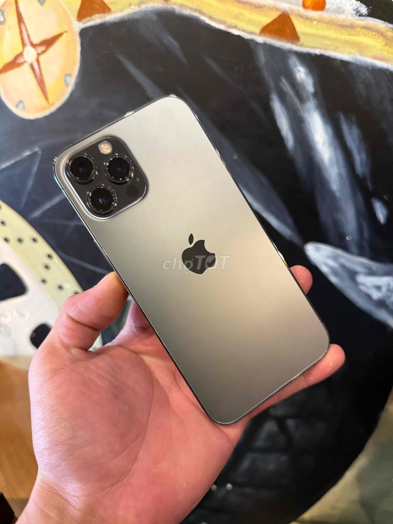 thanh lý iphone 12pro max zin đẹp keng 99