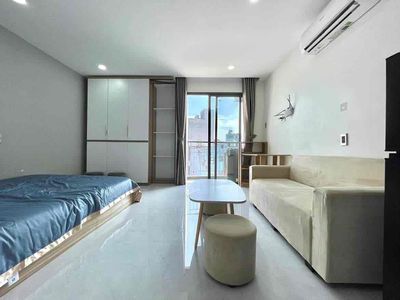 🏝️Căn Hộ Full Nội Thất Ban Công - Vị Trí Gần Khu Phan Xích Long🏝️