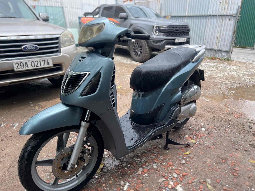 Sh dáng đẹp hình cứng máy êm ru biển hà nội ạ. Mua bán Xe máy tại Quận Thanh Xuân Hà Nội được đăng bởi Linh Trần hình 3