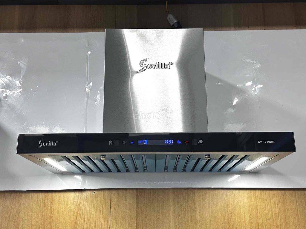 Sale 70% Máy hút mùi Sevilla SV-T700HR. Mua bán Bếp, lò, đồ điện nhà bếp tại Quận Hà Đông Hà Nội được đăng bởi Tổng kho Thiết Bị nhà bếp Vệ Sinh hình 1