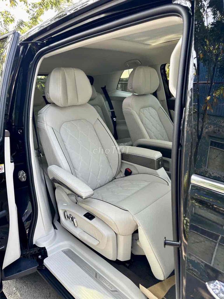 Volkswagen Viloran Trả trước chỉ từ 345tr. Mua bán Ô tô tại Quận 5 Tp Hồ Chí Minh được đăng bởi Kim Loan Volkswagen Golden  hình 6