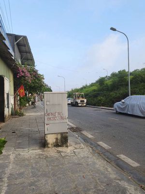 Townhouse 80 m² · 2 bed · Đường đê Vàng