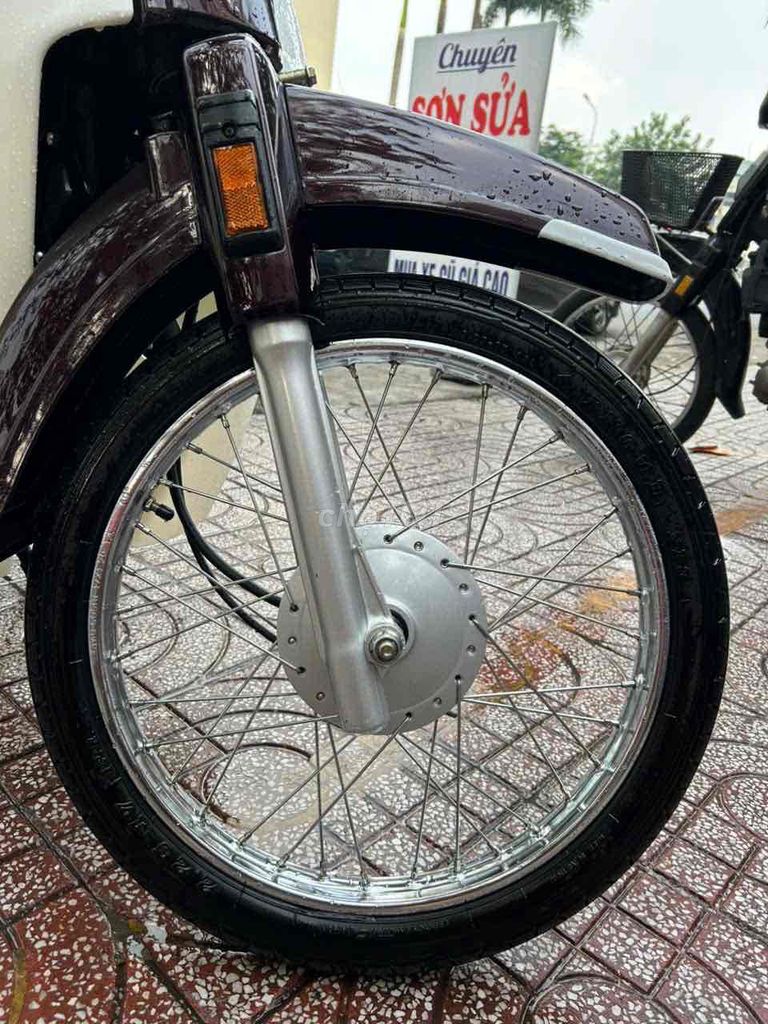 Honda Dream Thái 1994 Nâu trắng. Mua bán Xe máy tại Quận Tân Phú Tp Hồ Chí Minh được đăng bởi Tin hình 9