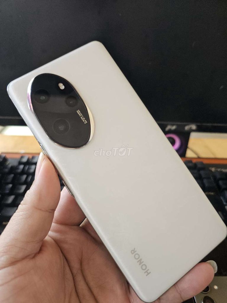 Honor 100 Pro 12GB/256GB Trắng. Mua bán Điện thoại tại Thành phố Buôn Ma Thuột Đắk Lắk được đăng bởi Phúc Khang Mobile hình 1