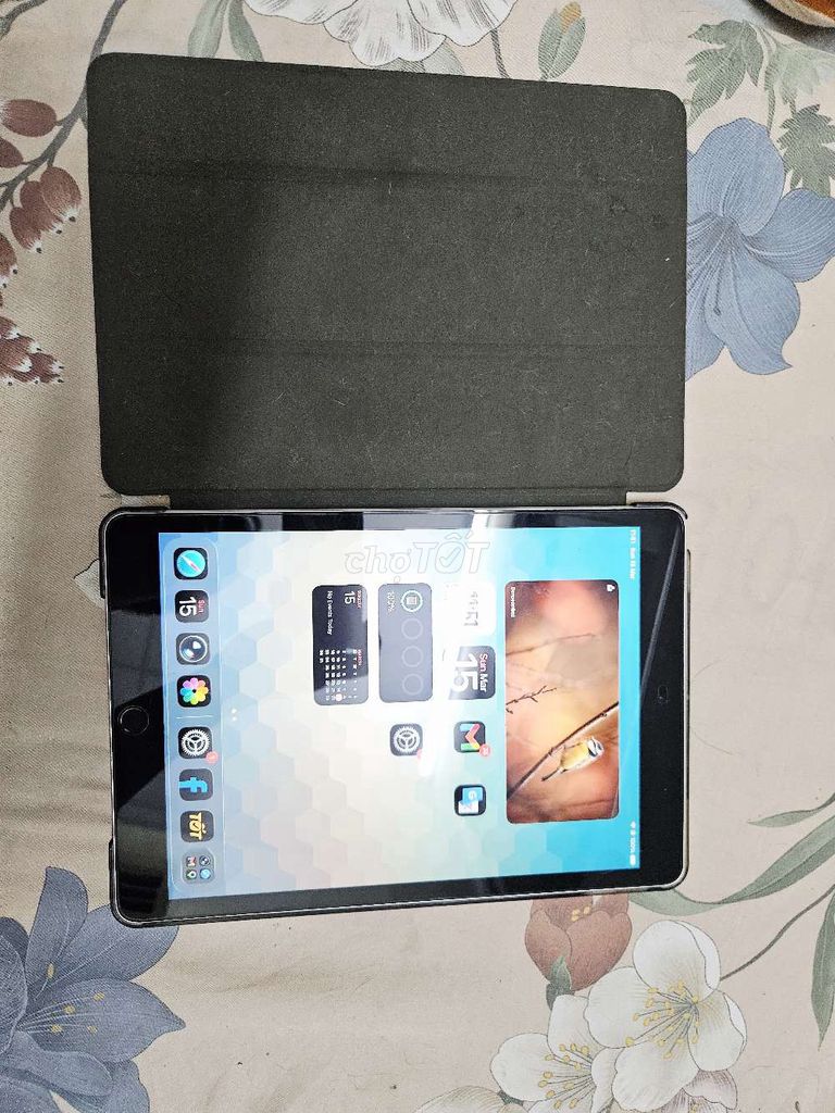 Apple iPad Gen 9th Bạc. Mua bán Máy tính bảng tại Quận 10 Tp Hồ Chí Minh được đăng bởi Trung Nghia hình 1