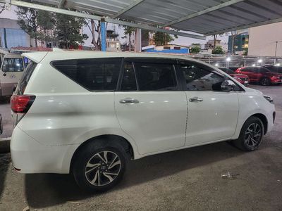Toyota Innova 2022 2.0G 40.000 km , số tự động. Mua bán Ô tô tại Quận 8 Tp Hồ Chí Minh được đăng bởi Toàn
