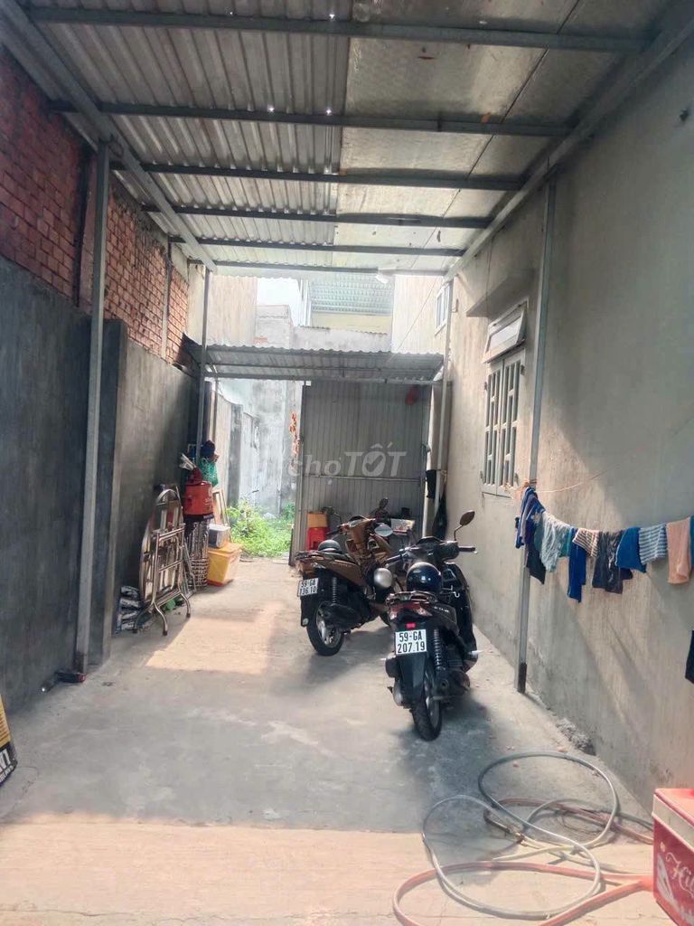 Nhà 1 lầu 8x21 hẻm xe tải / Phạm Thị Giây