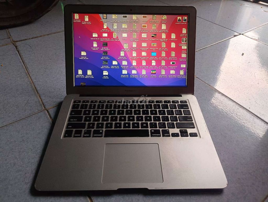Apple MacBook Air 2017 i5 8GB. Mua bán Laptop tại Thị xã Bến Cát Bình Dương được đăng bởi Phú hình 1