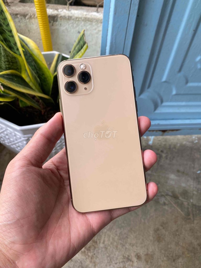 iPhone 11 Pro 256GB Gold Quốc Tế. Mua bán Điện thoại tại Quận Ninh Kiều Cần Thơ được đăng bởi Ty Xperia hình 1