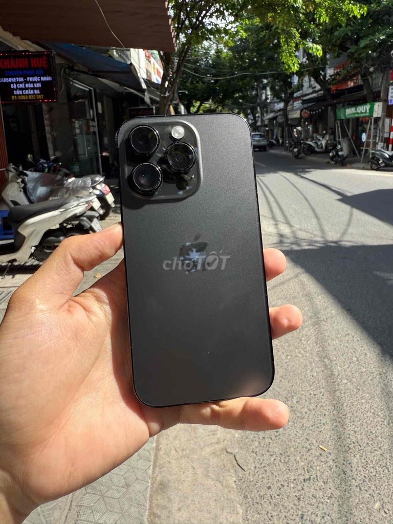Apple iPhone 14 Pro 128GB Đen. Mua bán Điện thoại tại Quận Hải Châu Đà Nẵng được đăng bởi Võ Tấn Thật hình 1