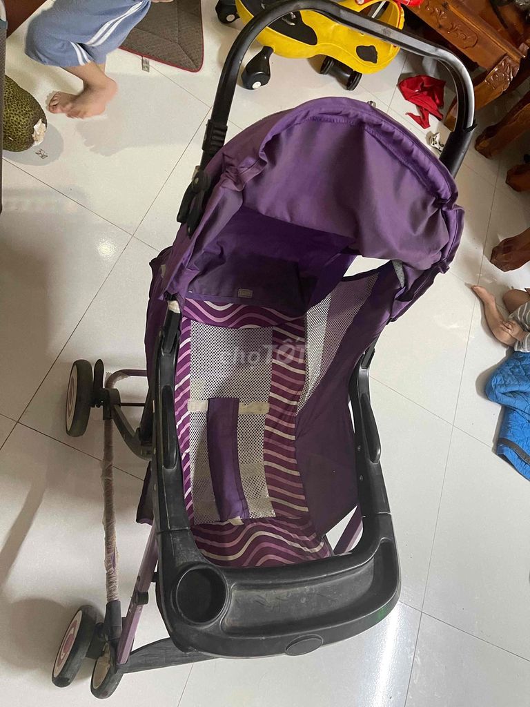 Xe đẩy em bé màu Tím. Mua bán Mẹ và bé tại Thành phố Biên Hòa Đồng Nai được đăng bởi Trâm hình 1