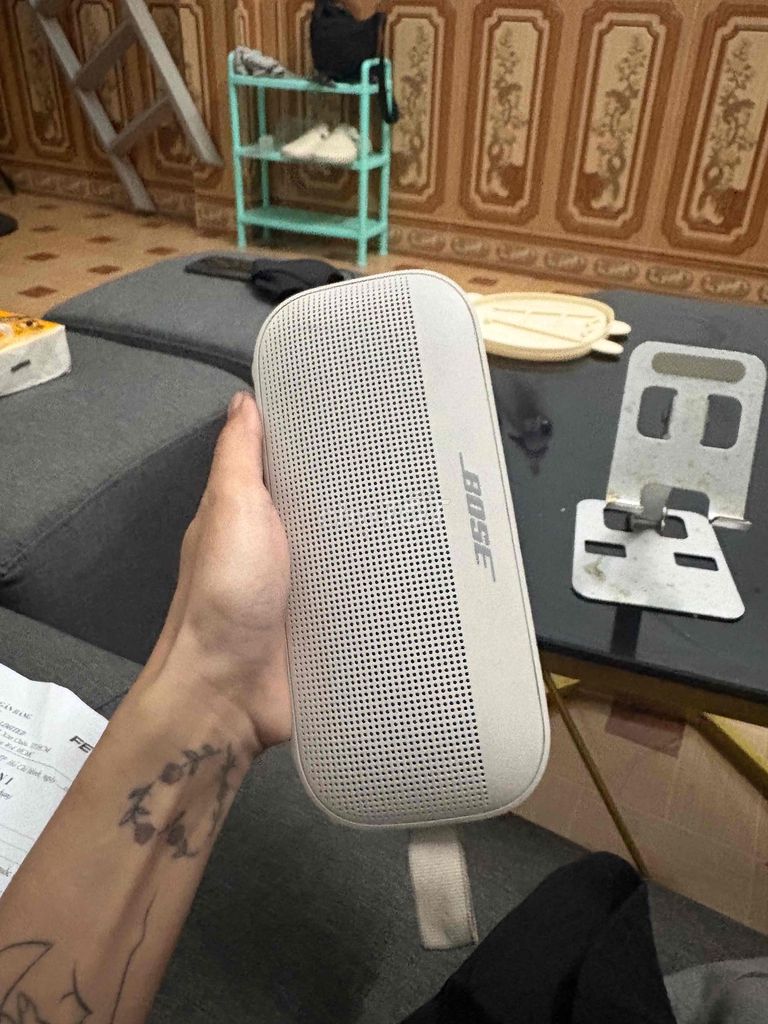 Loa Bluetooth Bose Flex SoundLink cũ. Mua bán Tivi, Âm thanh tại Quận Cẩm Lệ Đà Nẵng được đăng bởi Nguyễn Khánh hình 1
