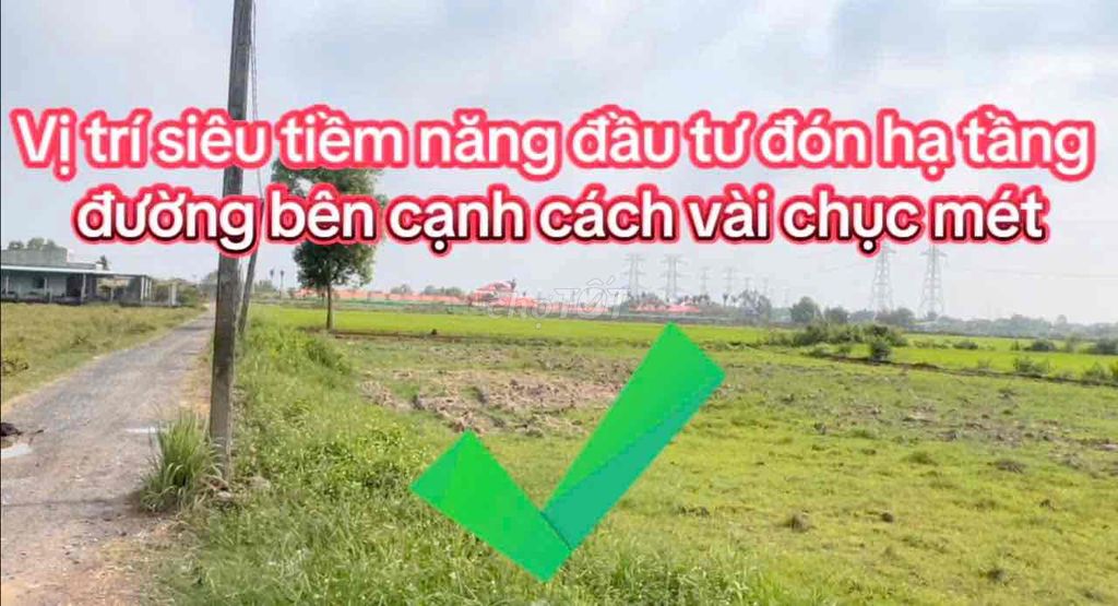 Nền Đức Hoà Thượng - Gần trung tâm TT Đức Hoà * Vị trí: sát bên đại lộ