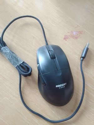 Cần thanh lý lại chuột Roccat Kone Pro. Mua bán Phụ kiện (Màn hình, Chuột...) tại Thành phố Thủ Đức Tp Hồ Chí Minh được đăng bởi Phương Mai